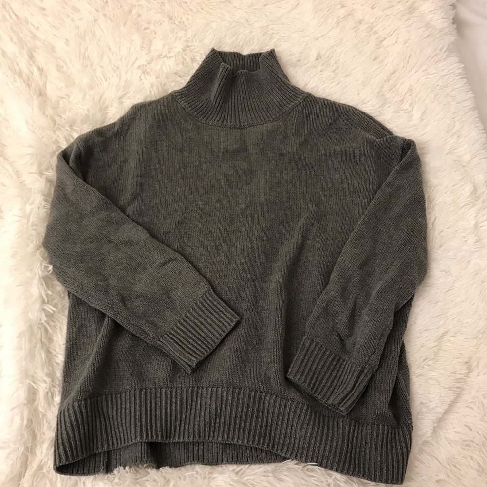 OAK + FORT TURTLENECK